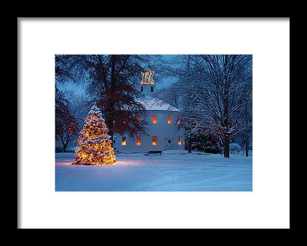 Round Church Framed Print featuring the photograph Richmond Vermont round church at Christmas by Jeff Folger
