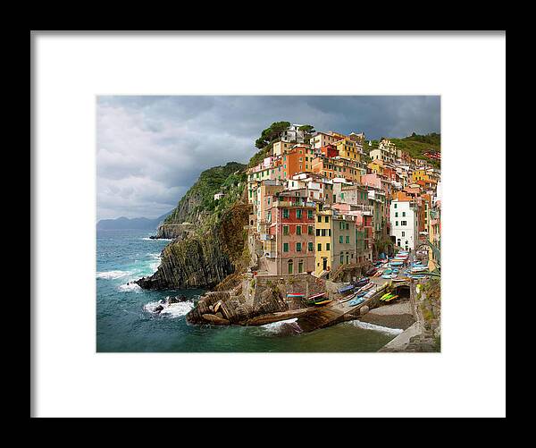 Riomaggiore Framed Print featuring the photograph Riomaggiore Italy by Cliff Wassmann