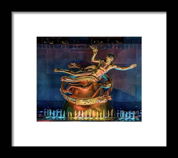 Nyc Framed Print featuring the photograph Rockefeller Bronze by Sue Karski