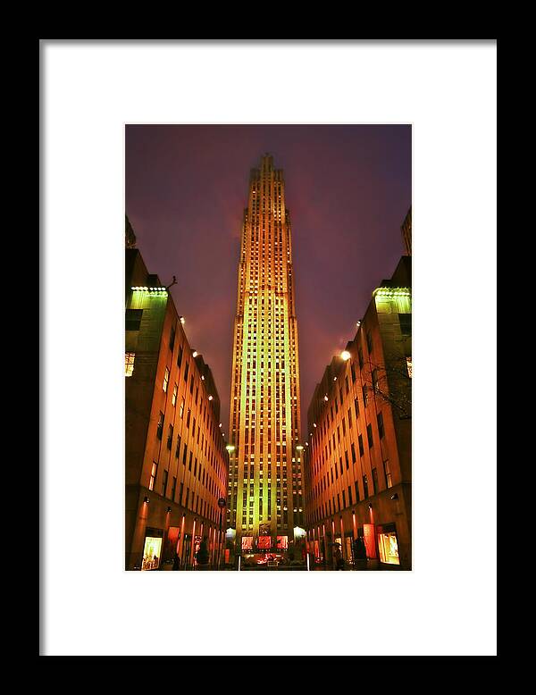 Building Framed Print featuring the photograph Rockefeller Center by Evelina Kremsdorf