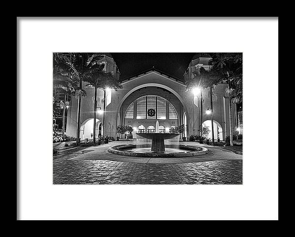 Architecture Framed Print featuring the photograph Santa Fe Depot by Donald Pash