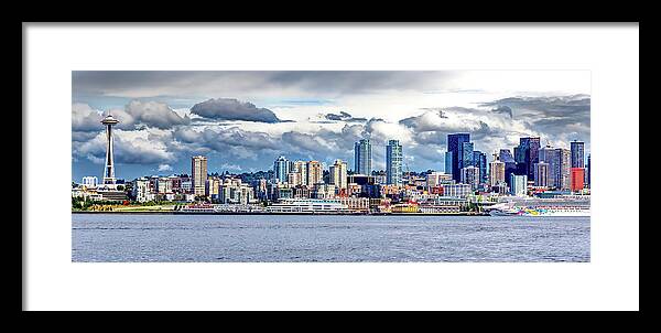 Seattle Framed Print featuring the photograph Seattle Skyline HDR by Rob Green