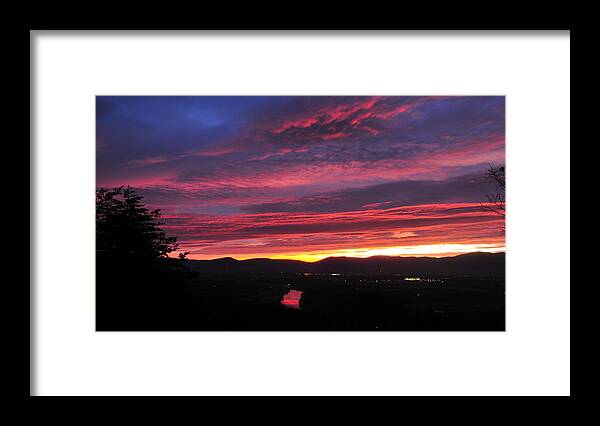 Sunrise Framed Print featuring the photograph Shenandoah Morning Glow by Lara Ellis