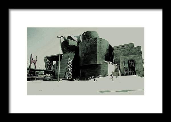 Guggenheim Framed Print featuring the photograph Showtime by HweeYen Ong