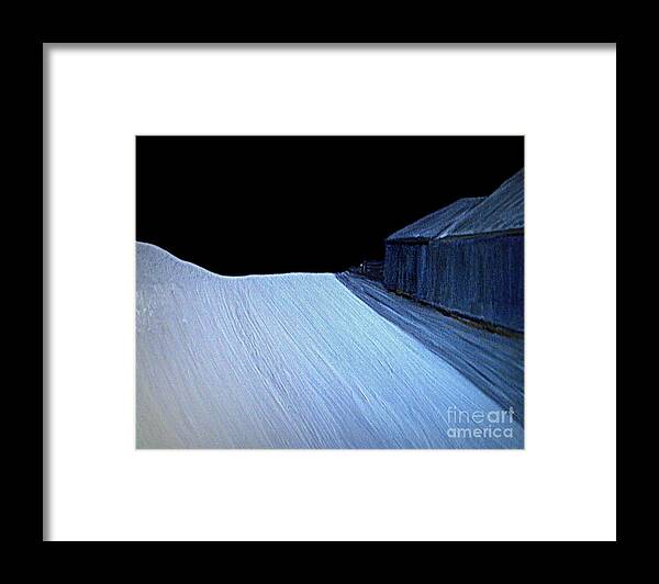 Winter Framed Print featuring the painting Silent Night by Bill OConnor
