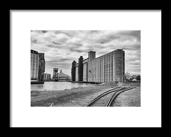 Buffalo Framed Print featuring the photograph Silos 15220 by Guy Whiteley