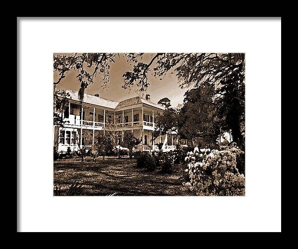 Old Homes Framed Print featuring the painting Southern Plantation Home by Michael Thomas