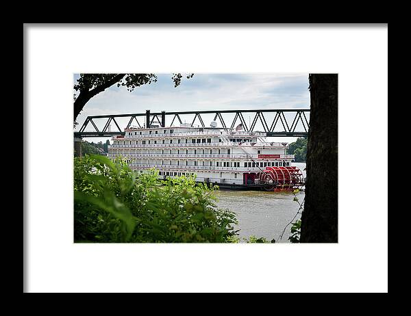 Queen Of The Mississippi Framed Print featuring the photograph Spotting the Queen by Holden The Moment