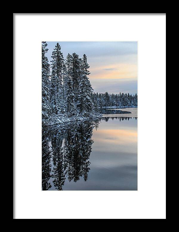 Lake Framed Print featuring the photograph Sunrise Calm by Tingy Wende