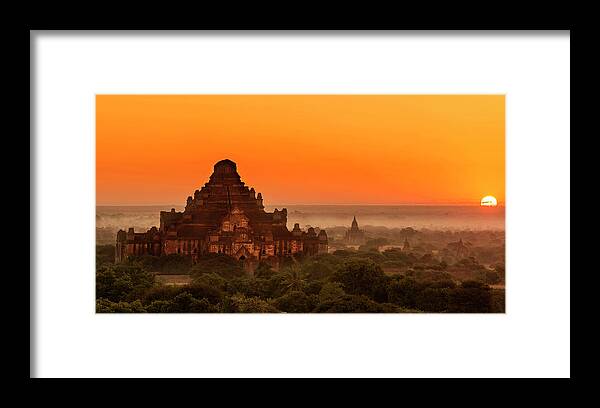 Landscape Framed Print featuring the photograph Sunrise view of dhammayangyi temple by Pradeep Raja Prints