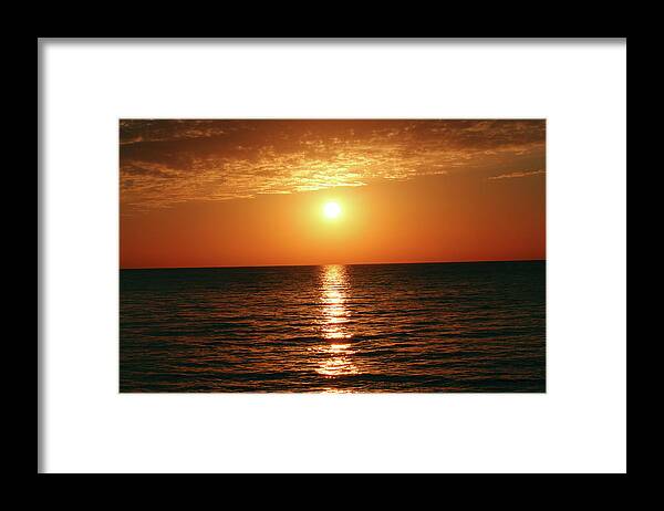Sunset Framed Print featuring the photograph Sunset in Bimini by Samantha Delory