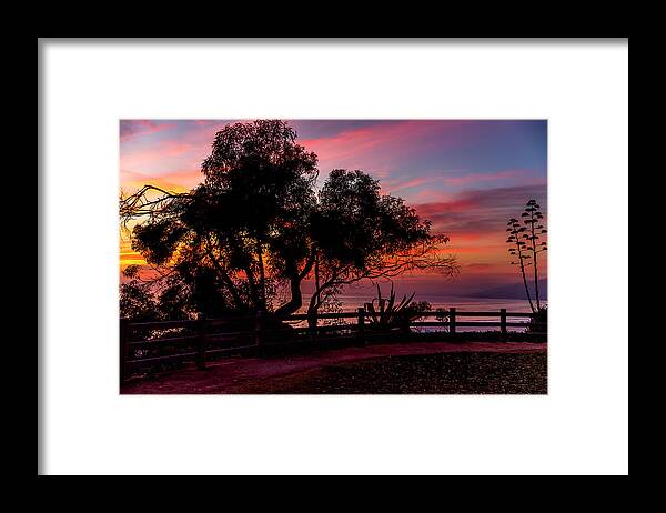 Sunset Silhouettes Framed Print featuring the photograph Sunset Silhouettes From Palisades Park by Gene Parks