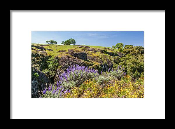 Table Mountain Framed Print featuring the photograph Table Mountain by Charles Garcia