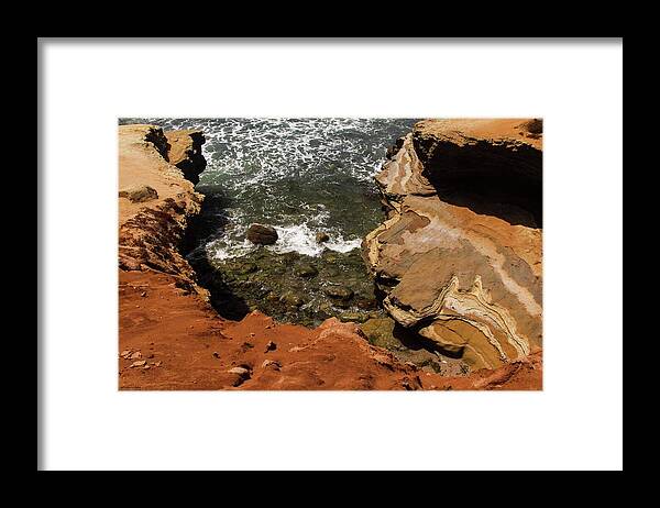 Water Framed Print featuring the photograph The Beaches And Tidepools Of Cabrillo - 7 by Hany J
