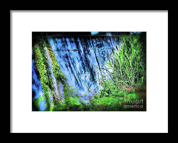 Concrete Framed Print featuring the photograph The Face On The Wall by JB Thomas