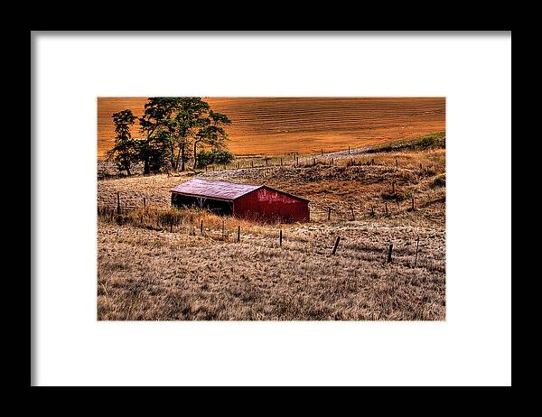 Landscape Framed Print featuring the photograph The Farm by David Patterson