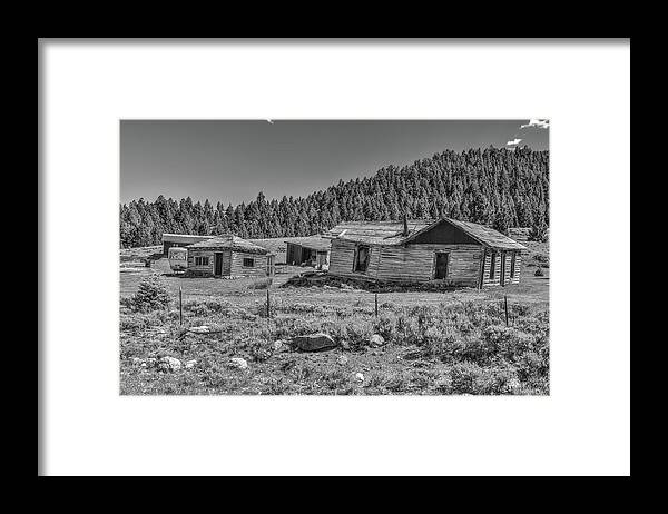 Abandoned Buildings Framed Print featuring the photograph The Gilmore Homestead by Richard J Cassato