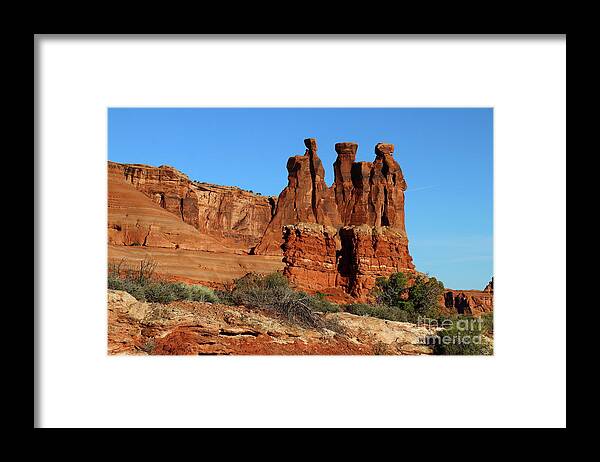 Three Gossips Framed Print featuring the photograph The Gossips of Red Rockcountry by Christiane Schulze Art And Photography