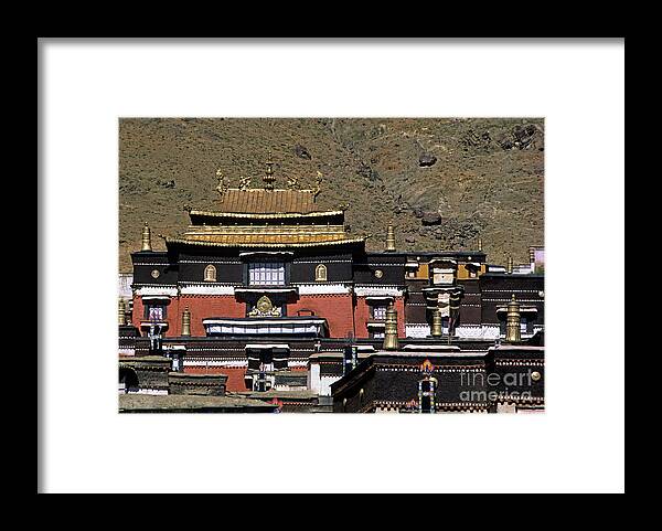 Travel Framed Print featuring the photograph Tibet_110-6 by Craig Lovell