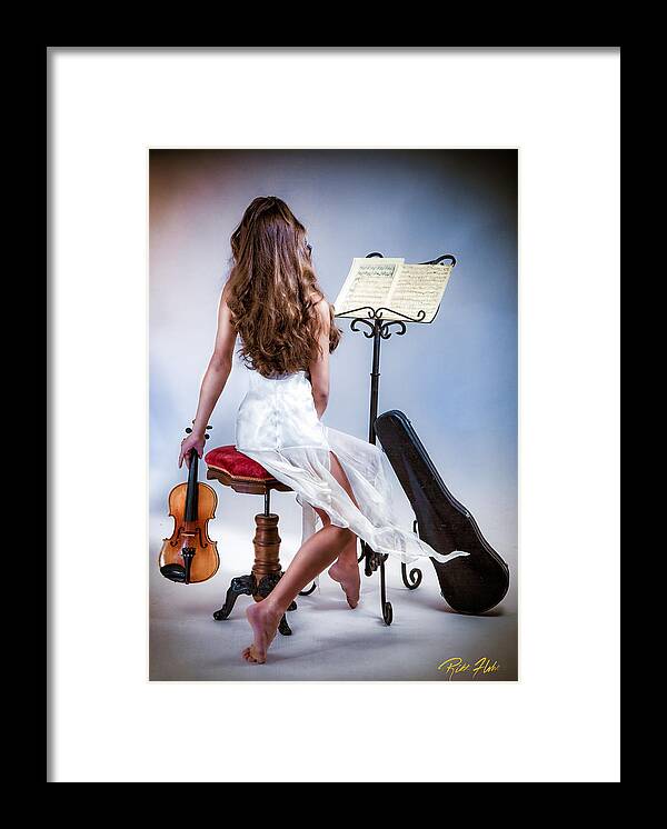 Models Framed Print featuring the photograph Violinista #1 by Rikk Flohr