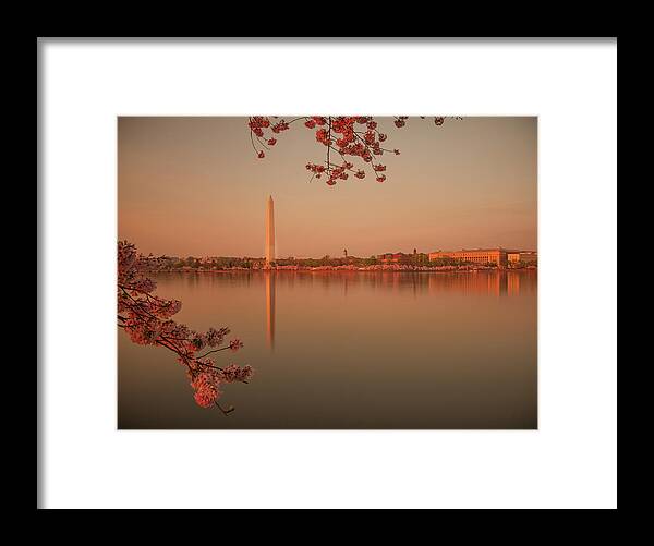 Horizontal Framed Print featuring the photograph Washington Monument by Adettara Photography