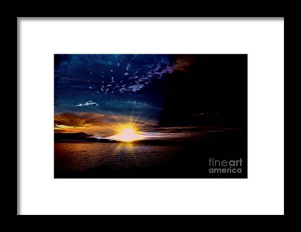 Sunset Framed Print featuring the photograph Welcome Beach 2015 3 by Elaine Hunter
