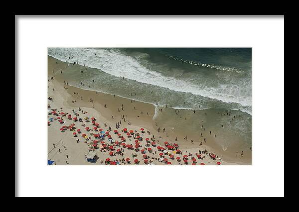 Water's Edge Framed Print featuring the photograph Copacabana Beach #1 by Jose Fernando Ogura/curitiba/brazil