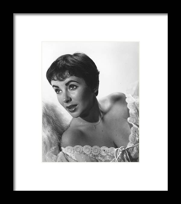 People Framed Print featuring the photograph Elizabeth Taylor #1 by Baron