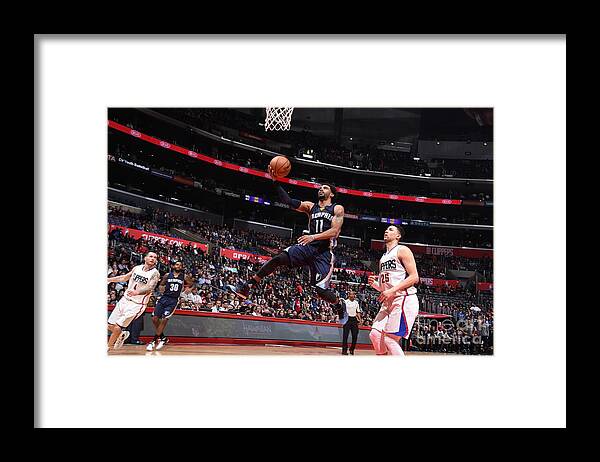 Nba Pro Basketball Framed Print featuring the photograph Memphis Grizzlies V Los Angeles Clippers by Andrew D. Bernstein