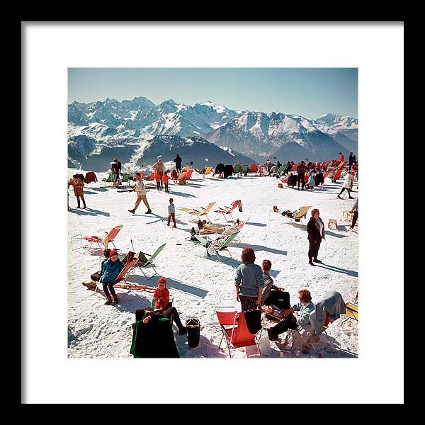 People Framed Print featuring the photograph Verbier Vacation by Slim Aarons