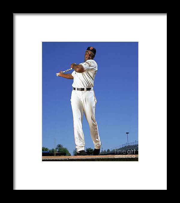 People Framed Print featuring the photograph Barry Bonds #2 by Andy Hayt
