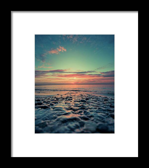 Beach Framed Print featuring the photograph Lake Erie Sunset #27 by Dave Niedbala