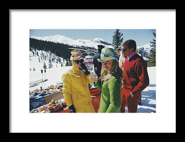 People Framed Print featuring the photograph Snowmass Village by Slim Aarons