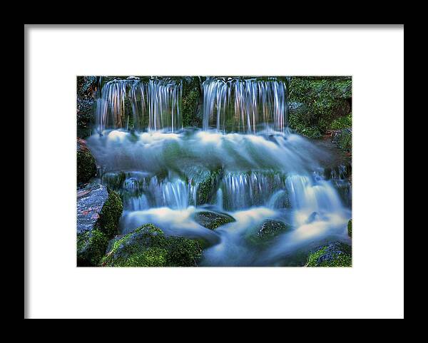 Scenics Framed Print featuring the photograph Yosemite National Park #8 by Mitch Diamond