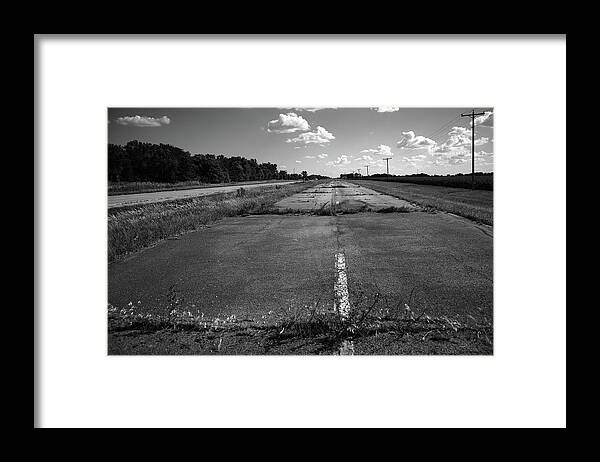 66 Framed Print featuring the photograph Abandoned Route 66 Circa 2012 BW by Frank Romeo