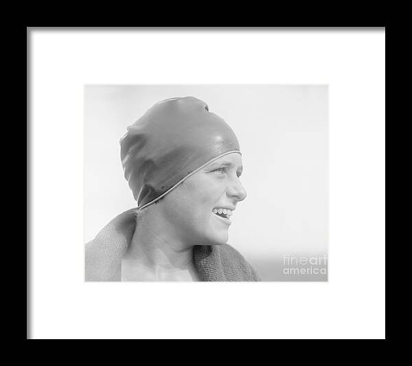 Diving Into Water Framed Print featuring the photograph Aileen Riggin by Bettmann