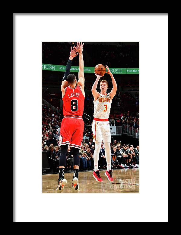 Chicago Bulls Framed Print featuring the photograph Atlanta Hawks V Chicago Bulls by Scott Cunningham