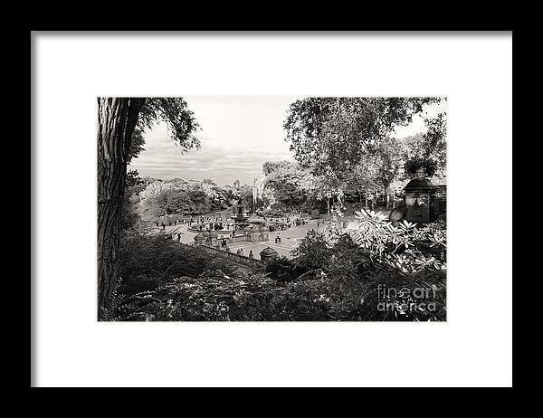 Impression Framed Print featuring the photograph Bethesda Fountain and Terrace, Central Park by Steve Ember