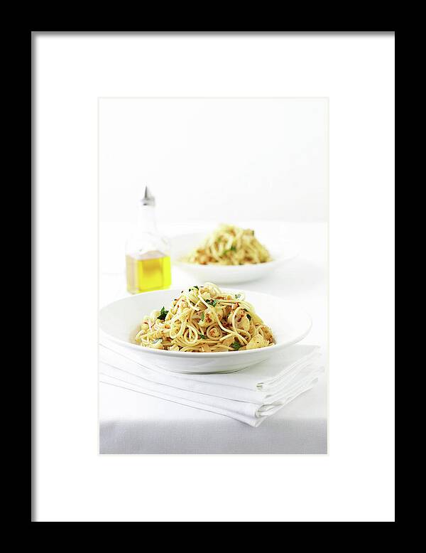 Napkin Framed Print featuring the photograph Bowl Of Spaghetti by Brett Stevens