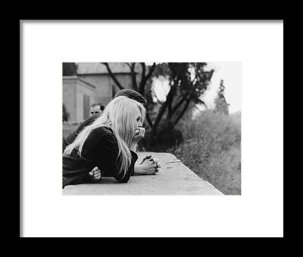 Husband Framed Print featuring the photograph Brigitte Bardot And Gunther Sachs by Keystone-france