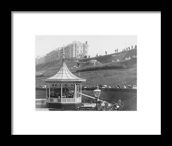 England Framed Print featuring the photograph Clarence Gardens by Hulton Archive
