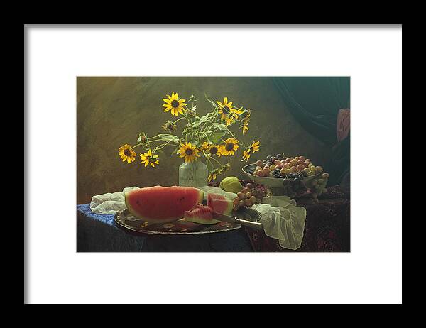 Sun Framed Print featuring the photograph Colour The Autumn by Ustinagreen
