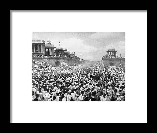 Crowd Of People Framed Print featuring the photograph Crowd Of People During Pakistan by Bettmann