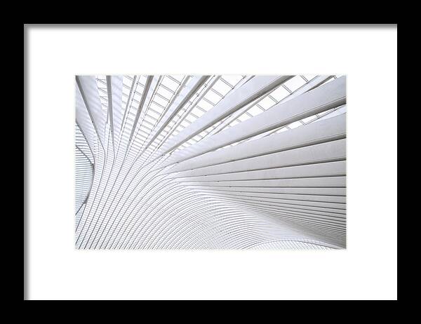 Calatrava Framed Print featuring the photograph Curvature by Linda Wride