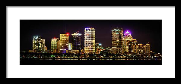 Architechture Framed Print featuring the photograph Downtown Tampa Skyline by Joe Leone