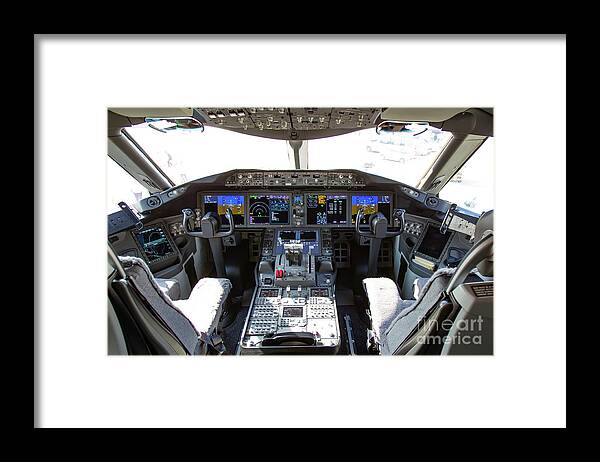 Cockpit Framed Print featuring the photograph El Al Boeing 787-9 Dreamliner cockpit by Nir Ben-Yosef