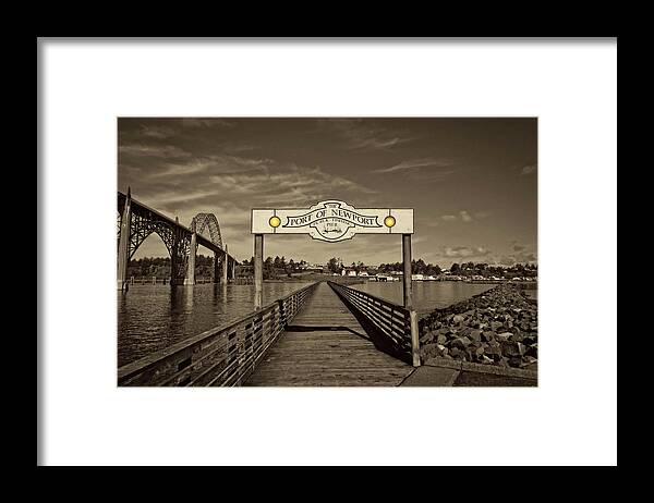 Newport Oregon Framed Print featuring the photograph Fishing Pier by Thom Zehrfeld