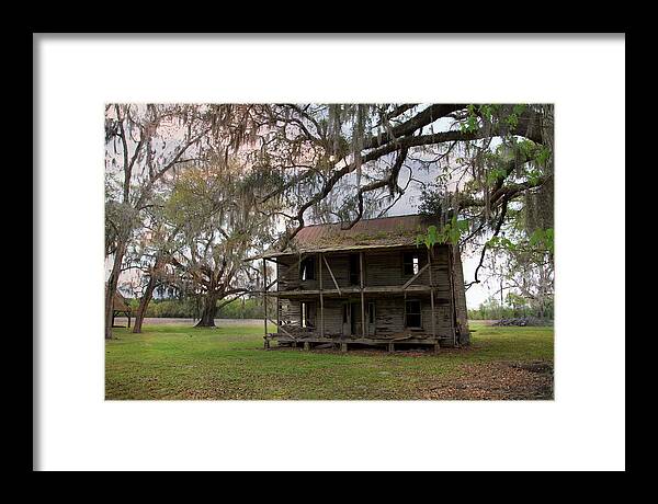 Florida Framed Print featuring the photograph Florida Farmhouse Falls Apart by Kelly Gomez