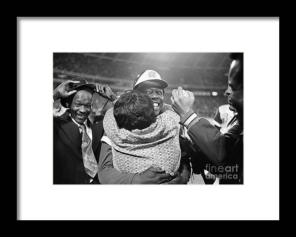Atlanta Framed Print featuring the photograph Hank Aaron Hugging His Mother by Bettmann