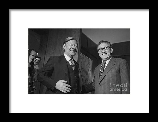 People Framed Print featuring the photograph Helmut Schmidt And Henry Kissinger by Bettmann